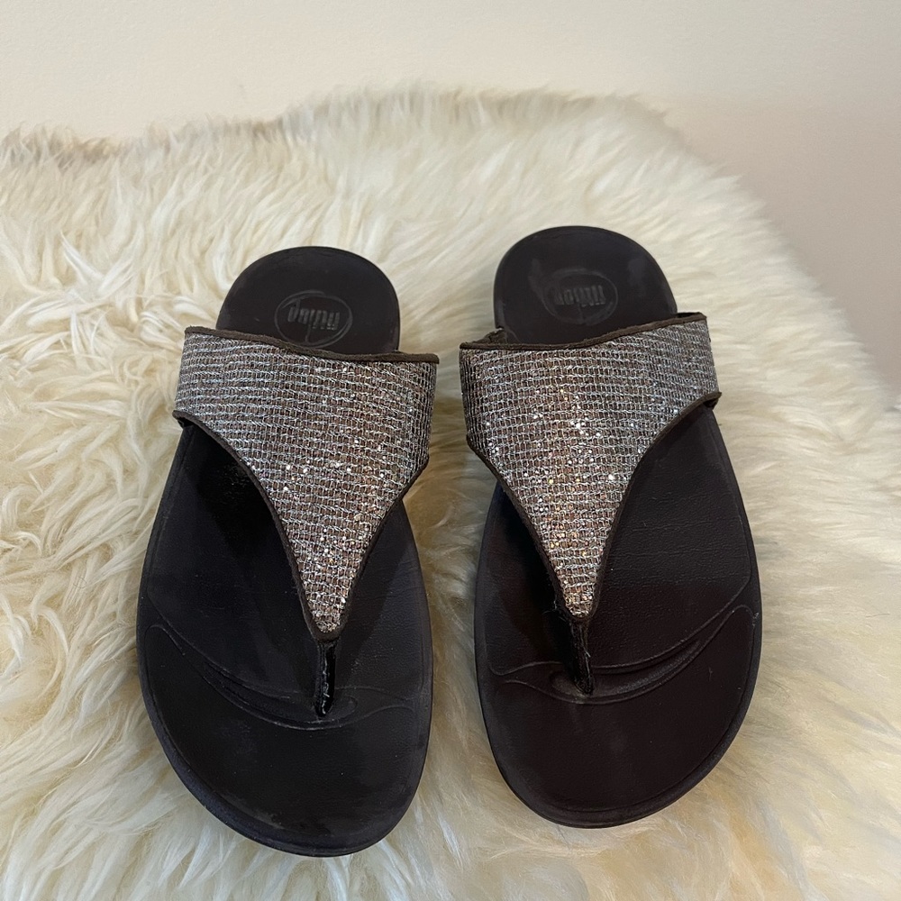 Arch Support Flip Flops